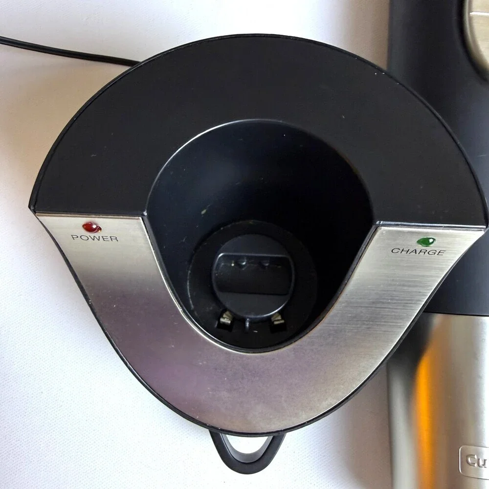 Cuisinart Cordless Electric Wine Opener with Foil Cutter & Charging Base CWO-48